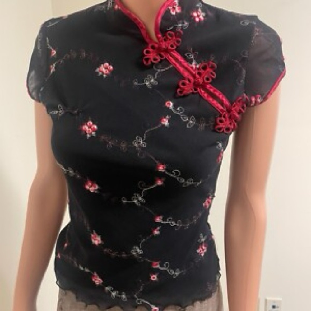 Asian Inspired "Qi-Pao" Forever 21 Vintage Floral Top